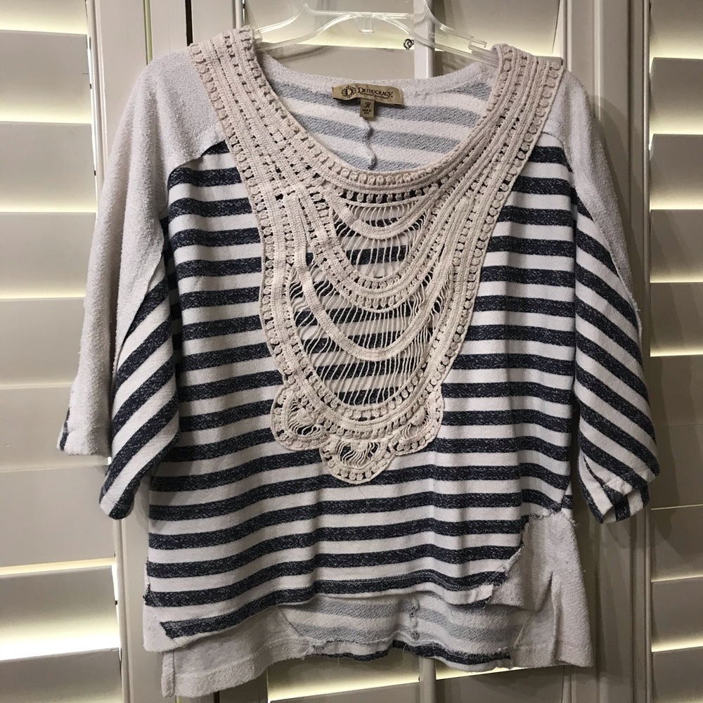 Democracy cropped short sleeved sweater